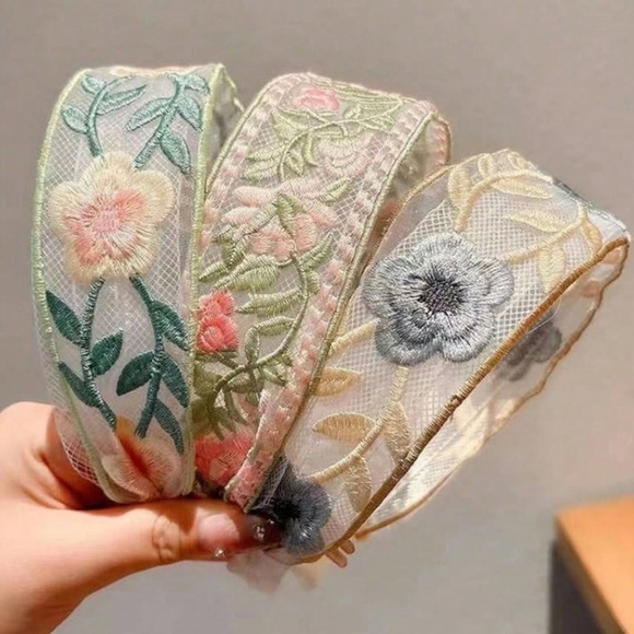 Boho Floral Embroidered Headbands set - Picture 1 of 3
